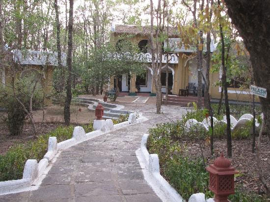 Krishna Jungle Resort